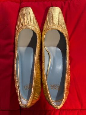 Nwob Frances valentine ruched gold heels size 8
